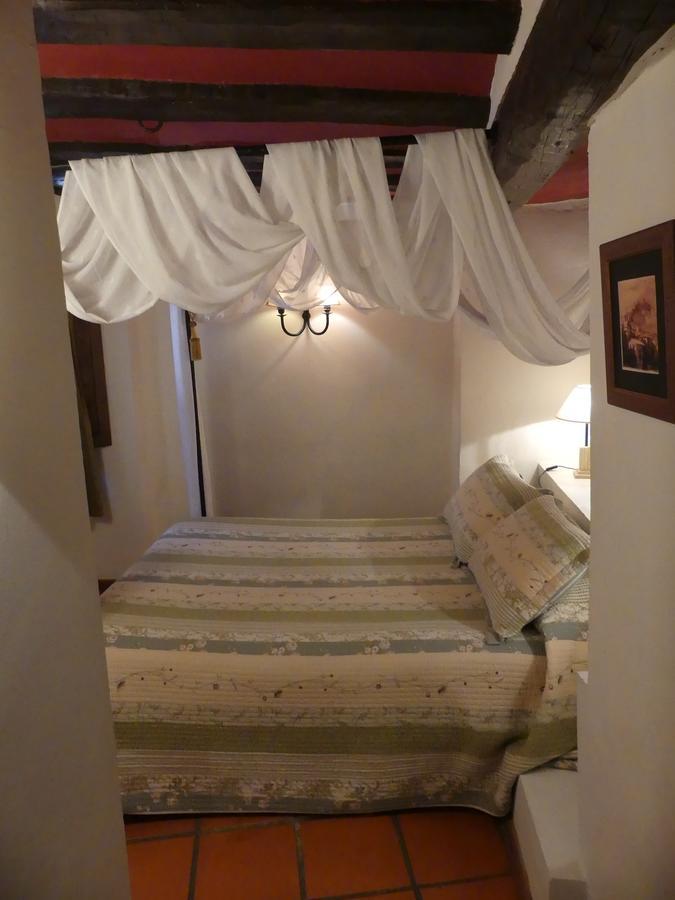 Hotel Posada Del Adarve Albarracín Exteriör bild